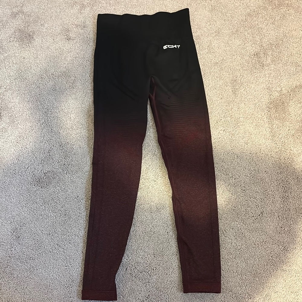 ECHT Arise Ombré leggings